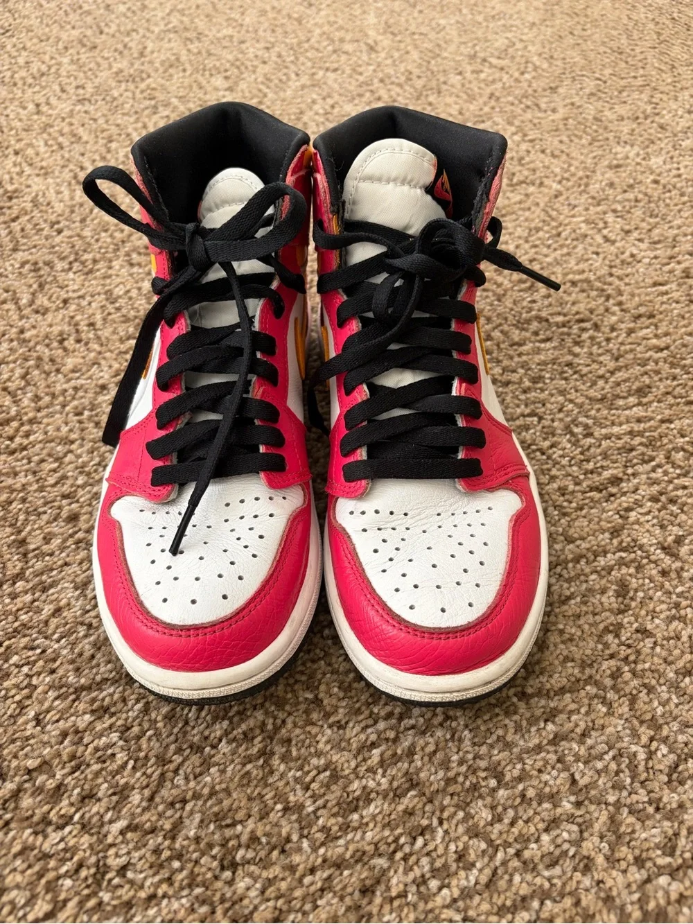 Air Jordan 1 Retro High OG “Light Fusion Red” 2021